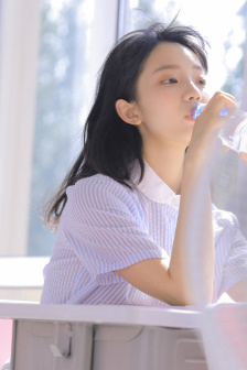 日本大学生处毛茸茸